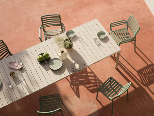 TEVERE TAVOLO ALLUNGABILE 147/211 IN ALLUMINIO E PIANO POLIPROPILENE - NARDI